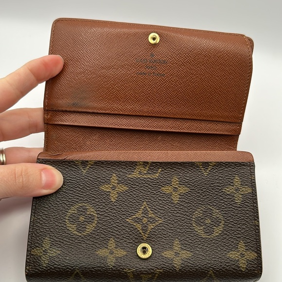 Louis Vuitton monogram wallet - Picture 5 of 12